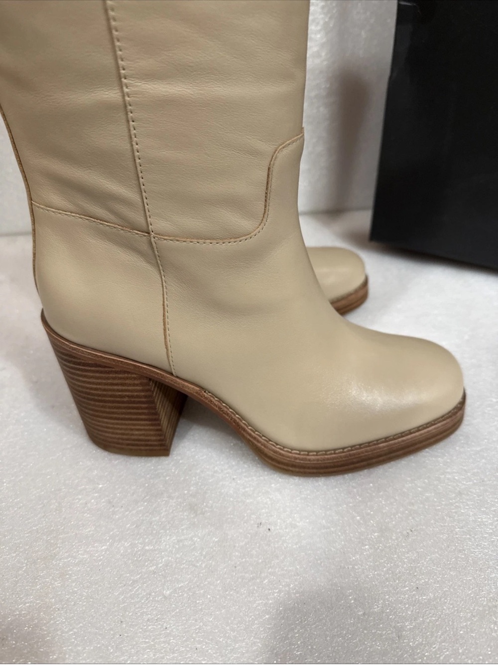 Vince Camuto Cream/Buff Leather Knee-High Block Heel Boots GIBI new - Picture 5 of 7